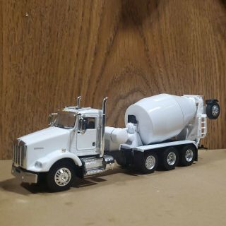 Dcp First Gear Custom White Kenworth T800 Cement Mixer Truck Mcneilus 1/64