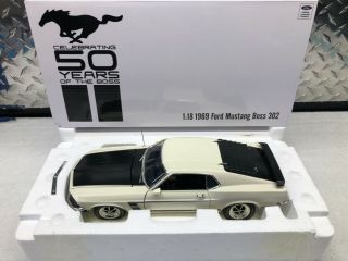 Acme 1/18 1969 Ford Mustang Boss 302 In Wimbleton White Pn A1801831 Look