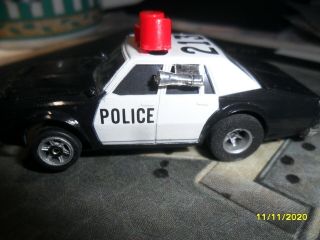 AFX police Chevy Caprice,  g - plus chassis 2