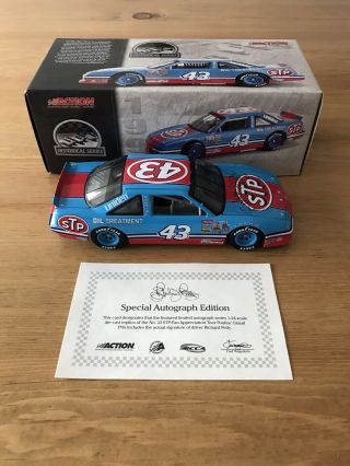 Action 2005 Richard Petty 43 Autographed Signed Historical 1992 Farewell 1/24