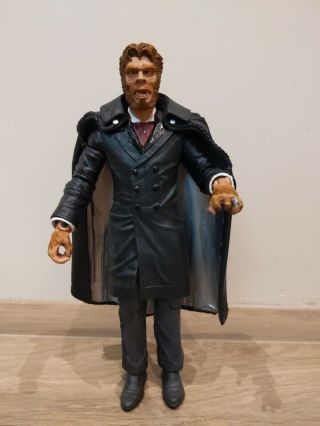 Diamond Select Toys Universal Studios Monsters Dr Jekyll And Mr Hyde Figure