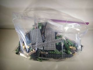 LEGO Creator Green Grocer (10185) 100 Complete With Instructions 3