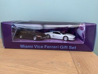 Miami Vice Crocketts Ferrari Gift Set Code 3 1:43 Scale