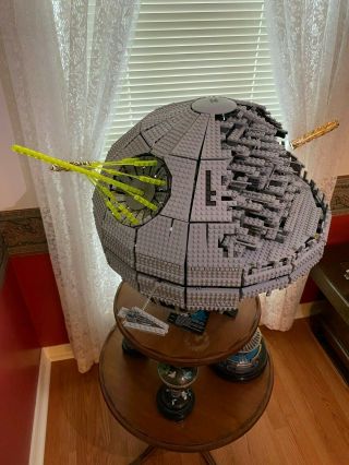 Lego Star Wars Death Star Ii With Box & Instructions (10143)