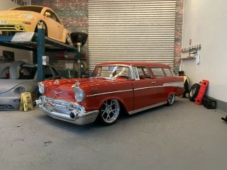 1/18 Road Tough 1957 Chevrolet Nomad Modified Slammed Ls Motor Swapped Tuning