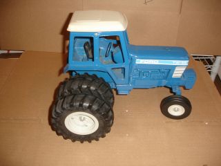 1/12 Ford Tw 35 Toy Tractor