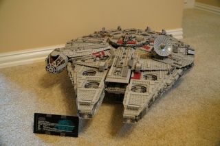 Lego Star Wars Ucs Millennium Falcon 10179 With Minifigs,  Instructions,  And Box