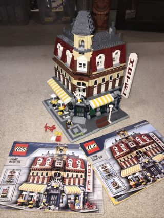 Lego Café Corner 10182 (near Complete W Instructions) See Images And Description