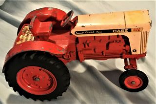 Vintage Ertl Case 930 Toy Tractor