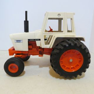 Ertl Case 1370 Agri - King Tractor 1/16 Ca - 261 - E