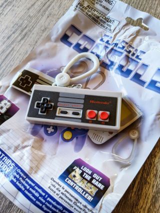 Nintendo Nes Controller - Classic Consoles Backpack Buddies Blind Bag