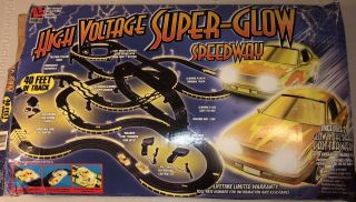 Life Like High Voltage Glow Stunt Speedway W/ Loop Skid Track Crossovers 2 Cars