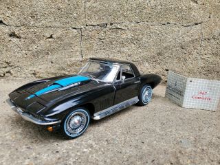 Franklin 1967 Chevy Corvette Stingray L88 427 1:24 Scale Diecast Car Black
