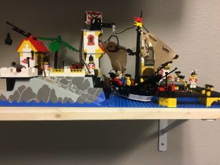 Lego Pirates Imperial Trading Post 6277 Complete