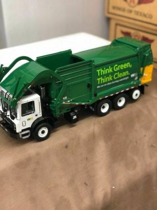 First Gear Mack Terrapro Waste Management Garbage Truck 1:34 10 - 4006