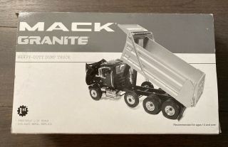 First Gear Mack Granite Heavy Duty Dump Truck 1/34 19 - 0036 All American Tri - Axle