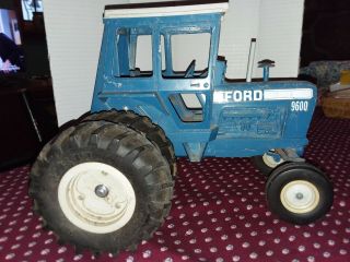 Big Ford 9600 1/12th Tractor 3