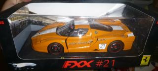 Hot Wheels 1/18 Ferrari Fxx 21 Orange Racer Coupe Diecast
