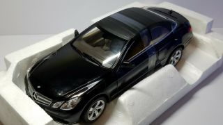 1/18 Norev Mercedes - Benz E - Class 2010 Solid Black