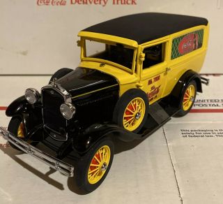 Danbury 1931 Ford Coca Cola Delivery Truck 1:24 Scale Diecast