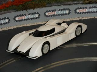 1:32 Scalextric Arc Air Lmp White Hi Impact Slot Car.  G/vgc