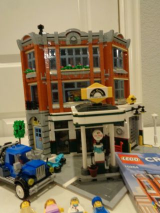 Lego 10264 Creator Expert - Corner Garage - Modular Building