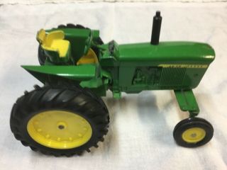 Vintage Ertl John Deere 3020 toy tractor 2