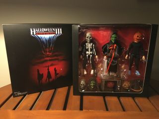 Neca Halloween Iii Season Of The Witch Silver Dhamrock Trick Or Treaters 3 Pack
