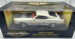 1/18 Ertl 1969 Ford Mustang Mach 1 American Muscle 2001