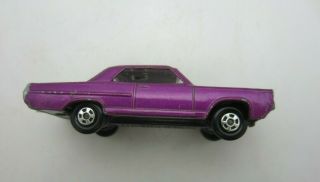Lesney Matchbox Superfast 22 Pontiac G.  P.  Purple Sports Coupe.  1970.  Look