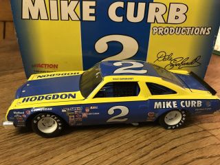 1980 Dale Earnhardt 2 Mike Curb 1:24 Action Nascar Olds 442 Rookie Diecast