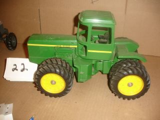1/16 john deere 8630 toy tractor 3