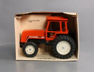 Ertl 1221 1:16 Scale Die Cast Allis - Chalmers 8010 Tractor With Cab Ln/box
