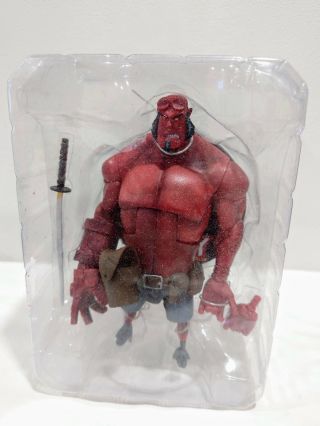 Gentle Giant Hellboy Animated Sword Of Storms Blood & Iron Action Figure