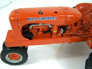 Allis Chalmers Farm Toy Tractor 1:16th Scale