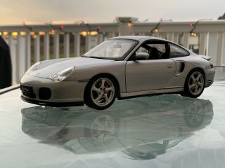 1/18 Scale Porsche 911 996 Turbo Coupe Silver Autoart Diecast Please Read