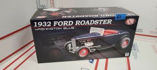 1:18 Scale Die Cast Acme Models 1932 Ford Roadster Washington Blue 82