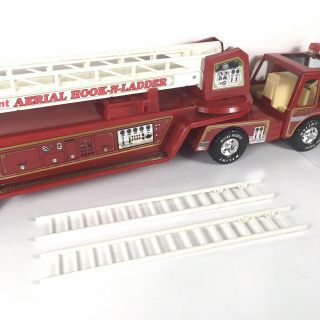 Vintage Nylint Metal Muscle Aerial Hook N And Ladder No.  5 Fire Engine Truck 32”