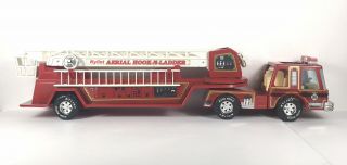 Vintage Nylint Metal Muscle Aerial Hook N and Ladder No.  5 Fire Engine Truck 32” 2