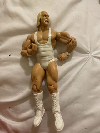 White 2003 Wwe Jakks Classic Superstars Hulk Hogan Action Figure