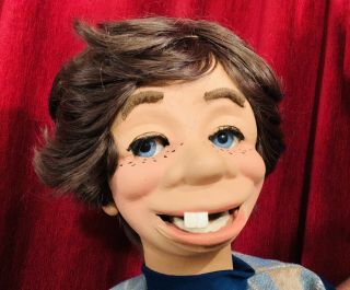Pro Ventriloquist Figure Dummy Puppet Lovik Loaded W/ Features & Character