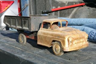 Marx LUMAR Hydraulic Dump Truck Construction - pressed steel - USA repainted 2