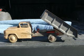 Marx LUMAR Hydraulic Dump Truck Construction - pressed steel - USA repainted 3