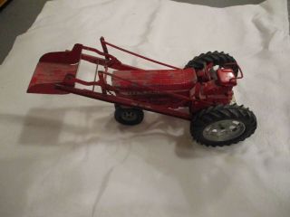 Tru Scale 890 Tractor With Loader Old Farm Toy 1/16 Scale