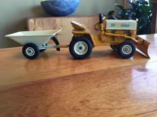 Vtg Ertl Metal International Harvester Cub Cadet 122 Lawn Tractor Wagon Farm Toy