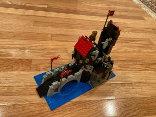 Lego Castle Wolfpack Tower (6075) 3