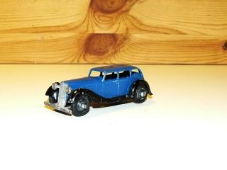 Dinky Toys - 36a Armstrong Siddeley Saloon Car In Blue/black - Collectable Model