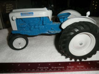 Rare Vintage Ertl Ford 4000 Collectable Die - Cast Tractor 1/12 Scale