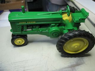 Restored 1:16 Scale John Deere Model 60 Toy Tractor.