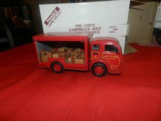 Danbury 1950 ' s Campbell ' s Soup Delivery Truck 1:24th Scale 2